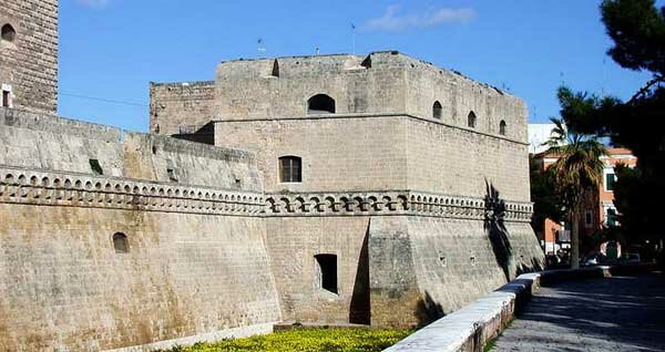 Castello-di-Bari-mod